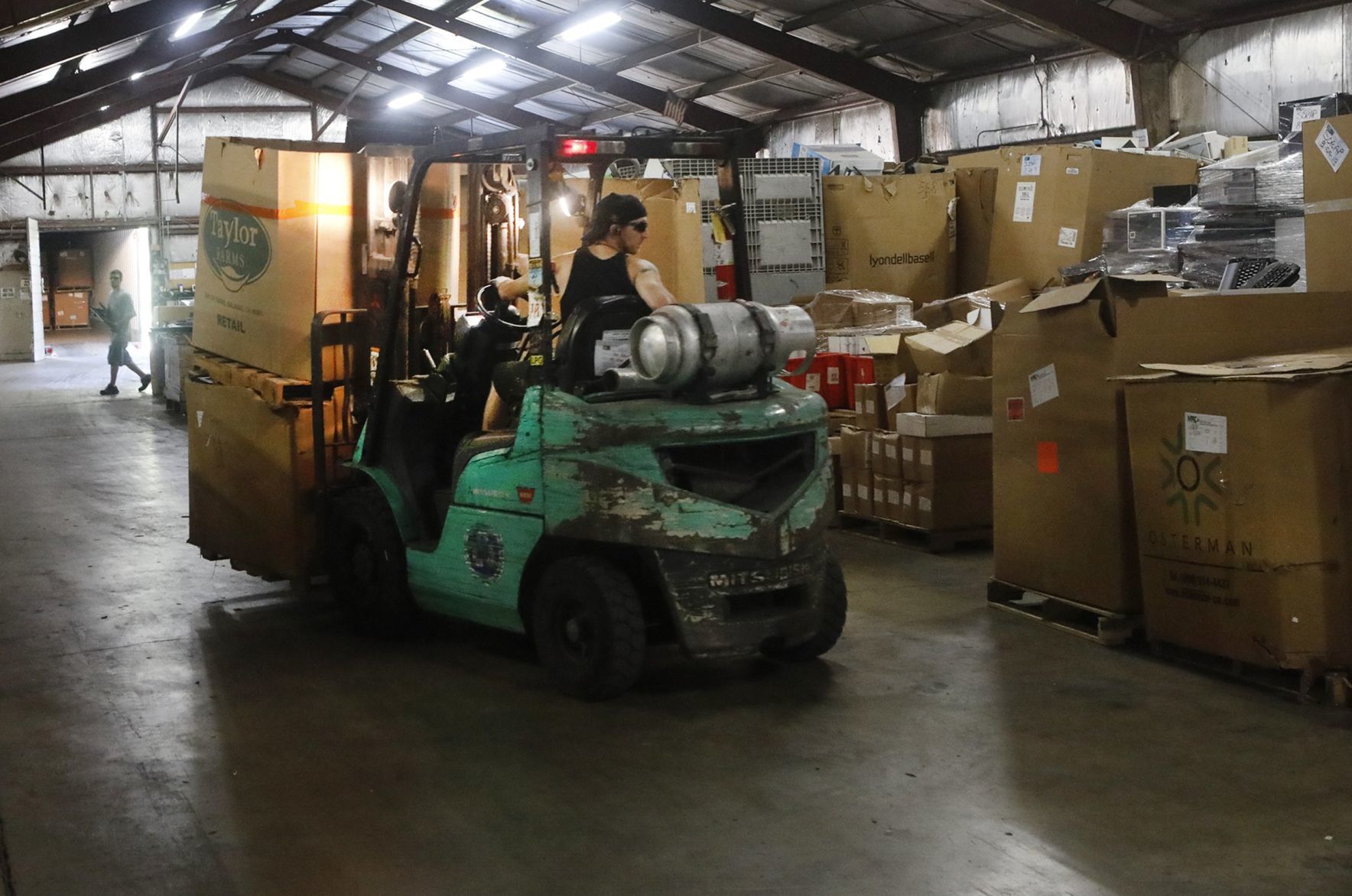 Midwest Recycling Center de-manufactures almost anything electronic